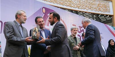 شرکت نوین چوب در سال 1397 به عنوان واحد برتر صنایع سلولزی ایران انتخاب شد.