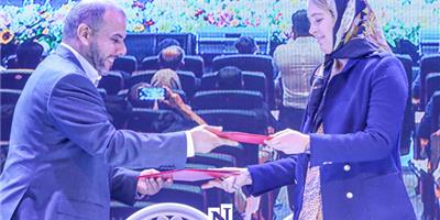 گروه صنعتی نوین چوب خوزستان و شرکت ومهونر (WEMHONER) قرارداد همکاری امضا کردند