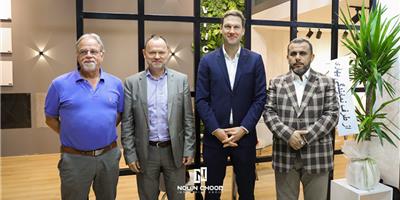 بازدید شرکت دیفن باخر از غرفه‌ی گروه صنعتی نوین چوب خوزستان در 25امین نمایشگاه بین المللی اینترموب ترکیه