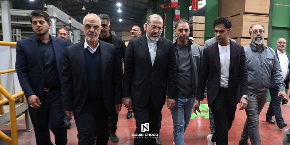 بازدید  میدانی دکتر دستغیب  ، رئیس دیوان محاسبات کشور از گروه صنعتی نوین چوب خوزستان