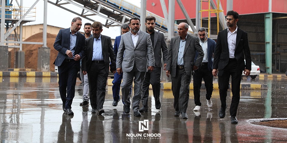 بازدید دکتر علی آقا محمدی  از کارخانجات گروه صنعتی نوین چوب خوزستان