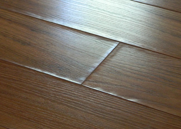 علت باد کردن پارکت لمینت